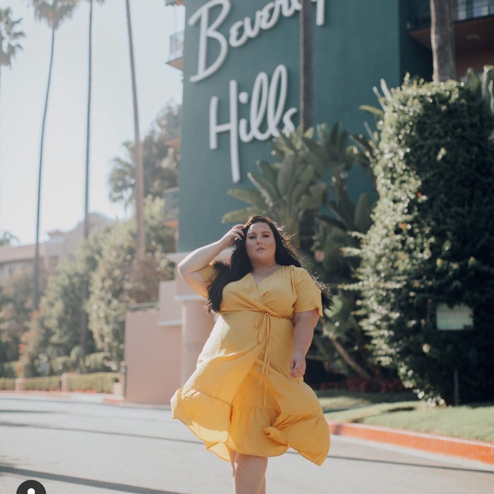 ModCloth wrap dress - Picture 2 of 3